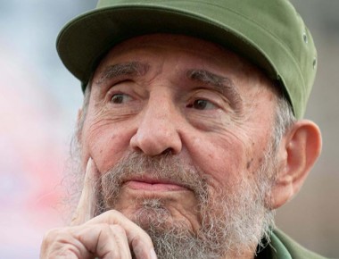 Fidel Castro es distinguido por China con el Premio «Confucio de la Paz»