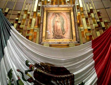 Millones de fieles llegan a la Basílica para cantarle las mañanitas a la Virgen de Guadalupe
