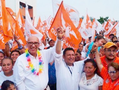 Alcaldes veracruzanos dejan Movimiento Ciudadano y se van al PRI