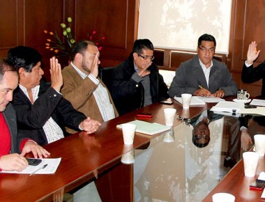 Cabildo aprueba descuentos para tequisquiapenses en el pago del predial 2015