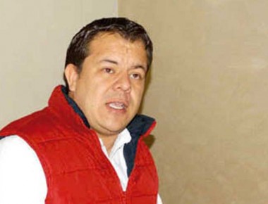 Colonenses piden renuncia de funcionario que se «destapó»