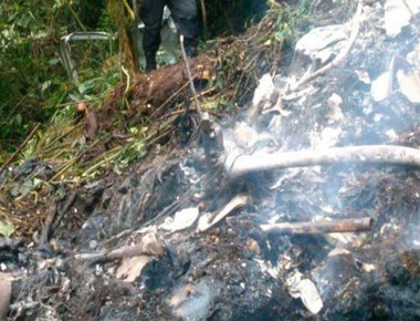 Suman 4 muertos por caida de helicóptero en Oaxaca