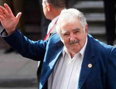 Deja Mujica presidencia de Uruguay; abrirá una escuela agrícola y dará conferencias en todo el mundo