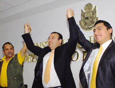 Camacho se registra como candidato a la gubernatura de Querétaro