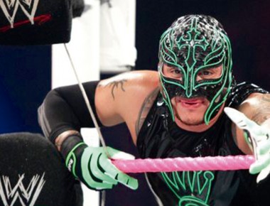 Rey Mysterio no se retira, anuncia homenaje al Hijo del Perro Aguayo