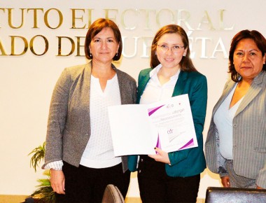 IEEQ capacita a mujeres para defender sus derechos político-electorales