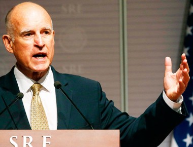 Por sequía Gobierno de California reducirá 25% gasto en agua