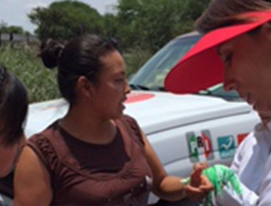 Lucy Quintanar ofrece respaldo a ezequielmontenses