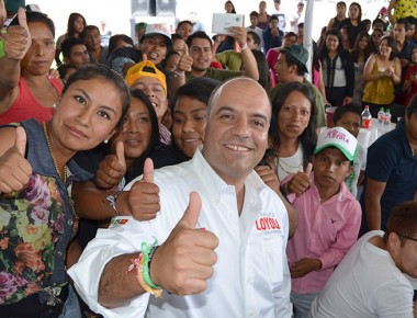 Se reúne Loyola con jóvenes de Querétaro