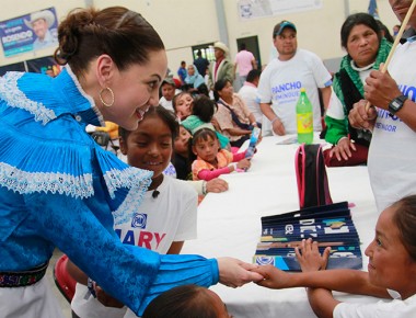 Lleva Karina propuestas a Amealco para construir un Querétaro de verdad