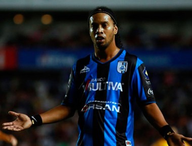 Podría salir Ronaldinho de Gallos