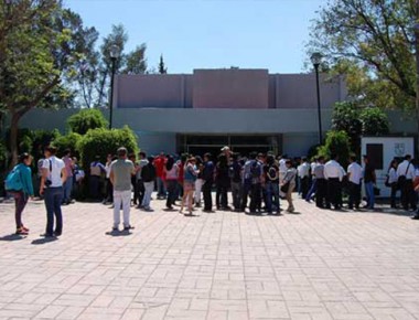 Alumnos de Enfermería de la UAQ liberan instalaciones