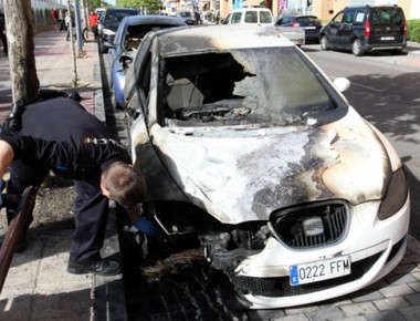 Festejos en Francia dejan casi 200 autos quemados y decenas de detenidos