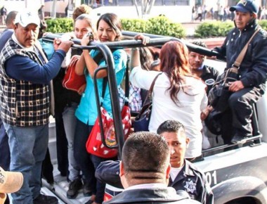 Paro de unidades RedQ provoca caos en la capital de Querétaro