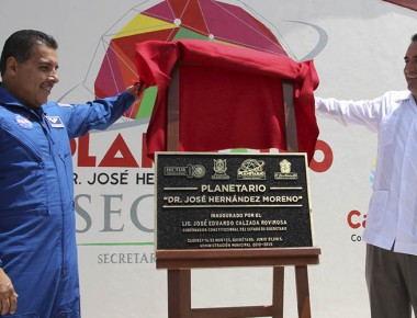 Astronauta mexicano inaugura Planetario en Cadereyta de Montes