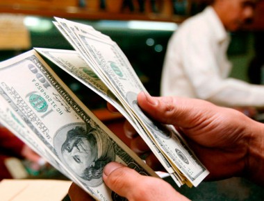 Por crisis griega dólar sube a 16.15 pesos