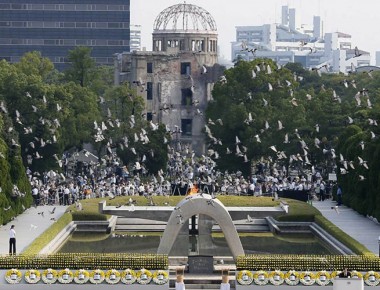 Japón recuerda tragedia de Hiroshima y pide erradicar armas nucleares