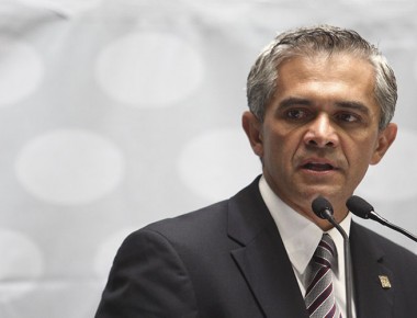 Mancera promulga Ley para la proteger a periodistas