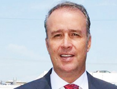Por medio de facebook anuncia Mario Calzada quiénes conformarán su Gabinete