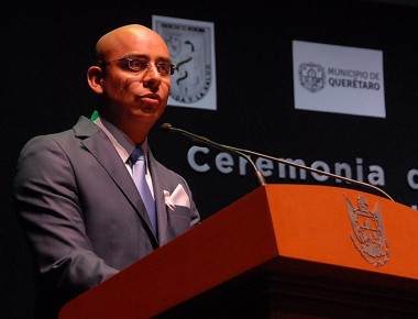 Reconoce MAV al Colegio Médico en su 50 Aniversario