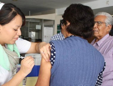 IMSS Querétaro aplicará 244 mil dosis contra la Influenza