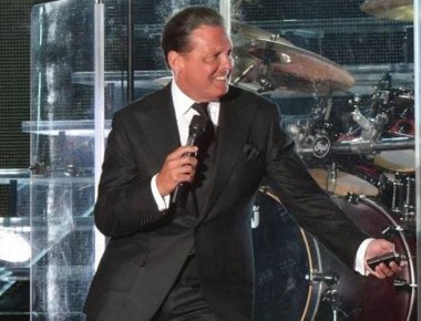 Luis Miguel negocia reposición de fechas en el Auditorio Nacional