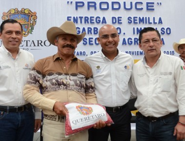 Como parte del programa PRODUCE MAV entrega apoyo a más de 300 productores