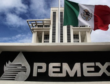 Trabajadores de PEMEX podrán jubilarse a partir de los 60 años