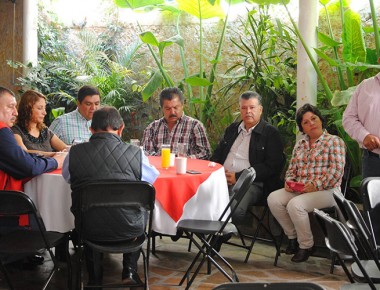 Quintanar refrenda compromiso con sector educativo de Ezequiel Montes