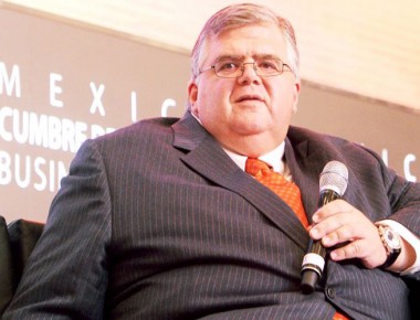 Comienza a preocupar endeudamiento de mexicanos: Carstens