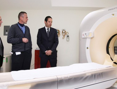 FDS entrega tomógrafo al Hospital General de Querétaro