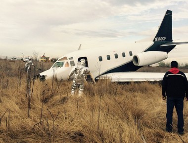 Tras aterrizaje inesperado de Jet N380CF, se activa Comité Operativo de Emergencias