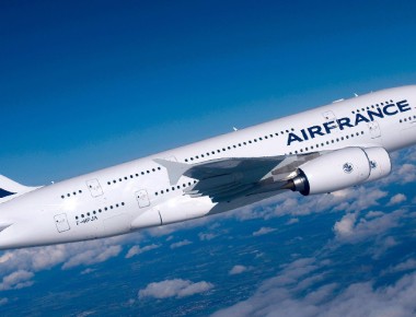 Huelga de controladores aéreos en aeropuertos de Francia retrasa vuelos por más de una hora