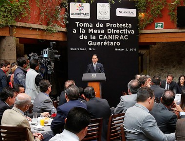 FDS toma Protesta a integrantes de la CANIRAC