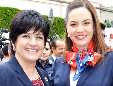 Karina Castro de Domínguez encabeza arranque de Colecta de Cruz Roja