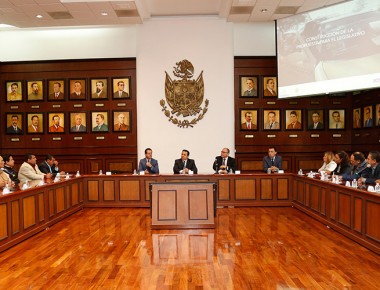 Concesionarios del servicio de taxi aportan ideas para fortalecer Ley de Movilidad