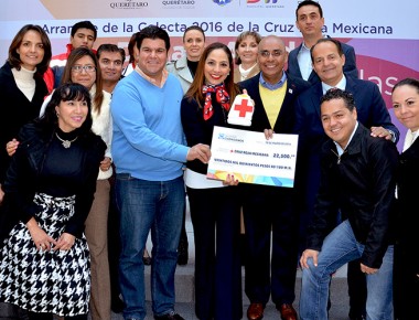 Tere García encabeza arranque de Colecta en Centro Cívico