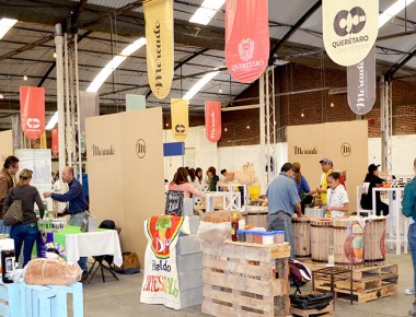 Primer «Mercado del Emprendedor» congrega a microempresarios de la ciudad de Querétaro