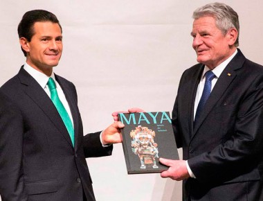 Inaugura EPN “Los Mayas: lenguaje de la belleza” en Berlín