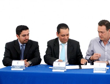 Corregidora firma convenio con ICATEQ