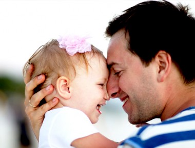 ¿La edad del padre puede afectar al bebé? Esto es lo que la ciencia dice…