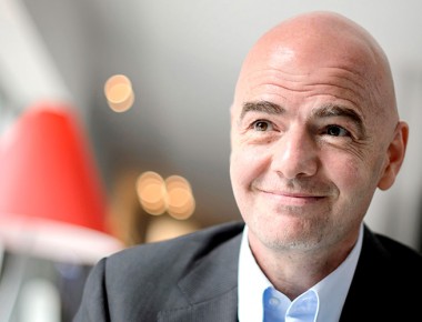 Presidente de la FIFA organiza “cascarita” en el Azteca