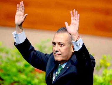 Beltrones deja presidencia del PRI