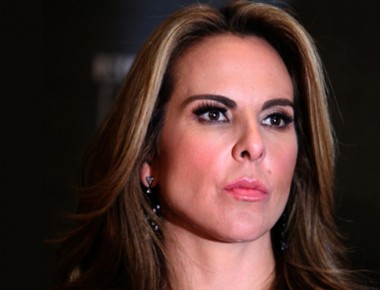 Kate del Castillo arremete contra Donald Trump en Twitter; aquí los 30 mensajes