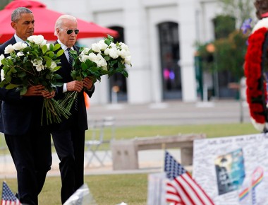 Obama visita a los familiares de las víctimas de Orlando