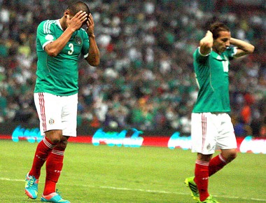 Ante goliza, selección mexicana ofrece disculpas a la afición
