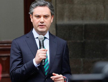 SEP anuncia nuevo modelo educativo e incremento salarial