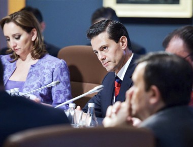 Presenta gabinete ampliado de EPN su declaración patrimonial