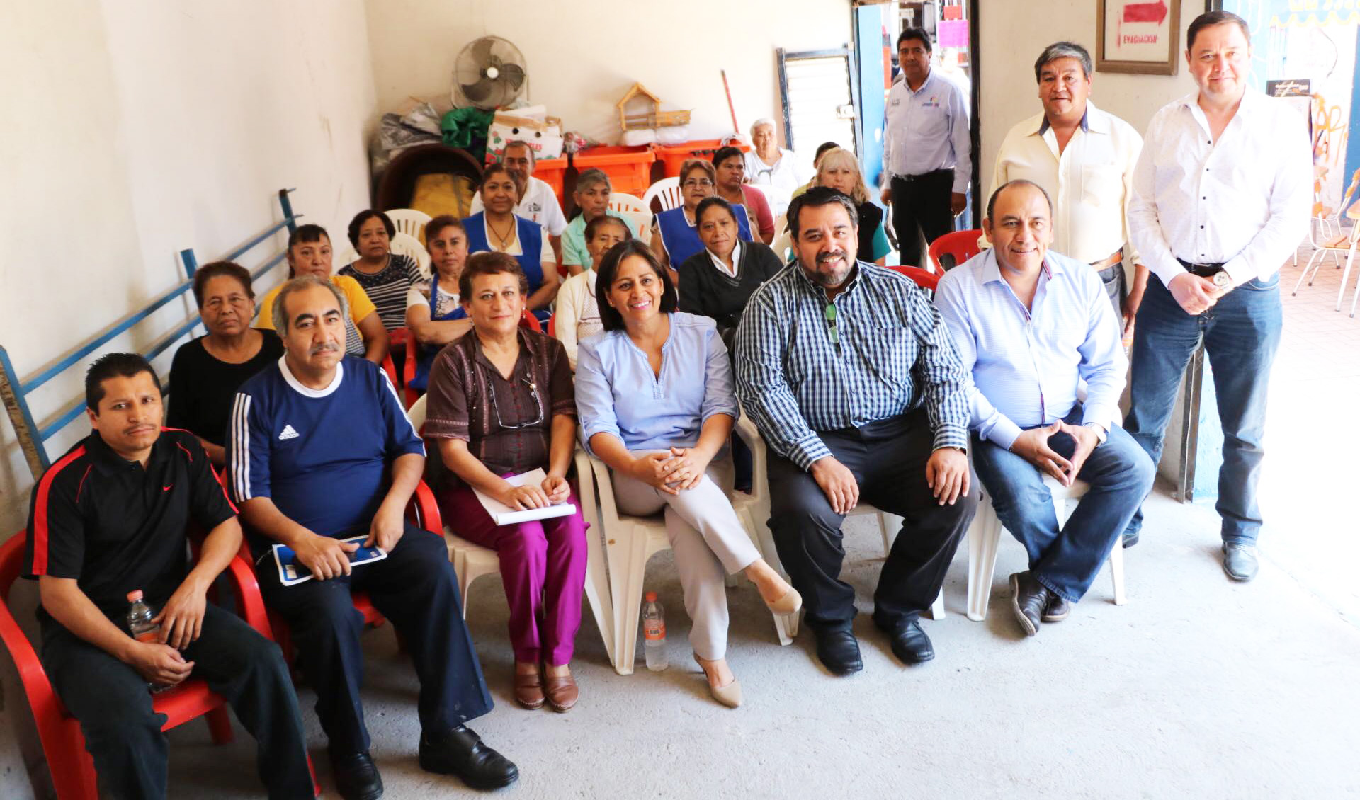 Locatarios y diputados dialogaron sobre algunas mejoras en el mercado