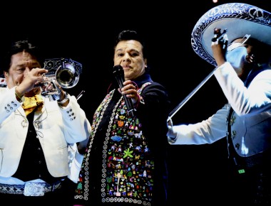 Personalidades recuerdan a Juan Gabriel, quien será homenajeado en Bellas Artes